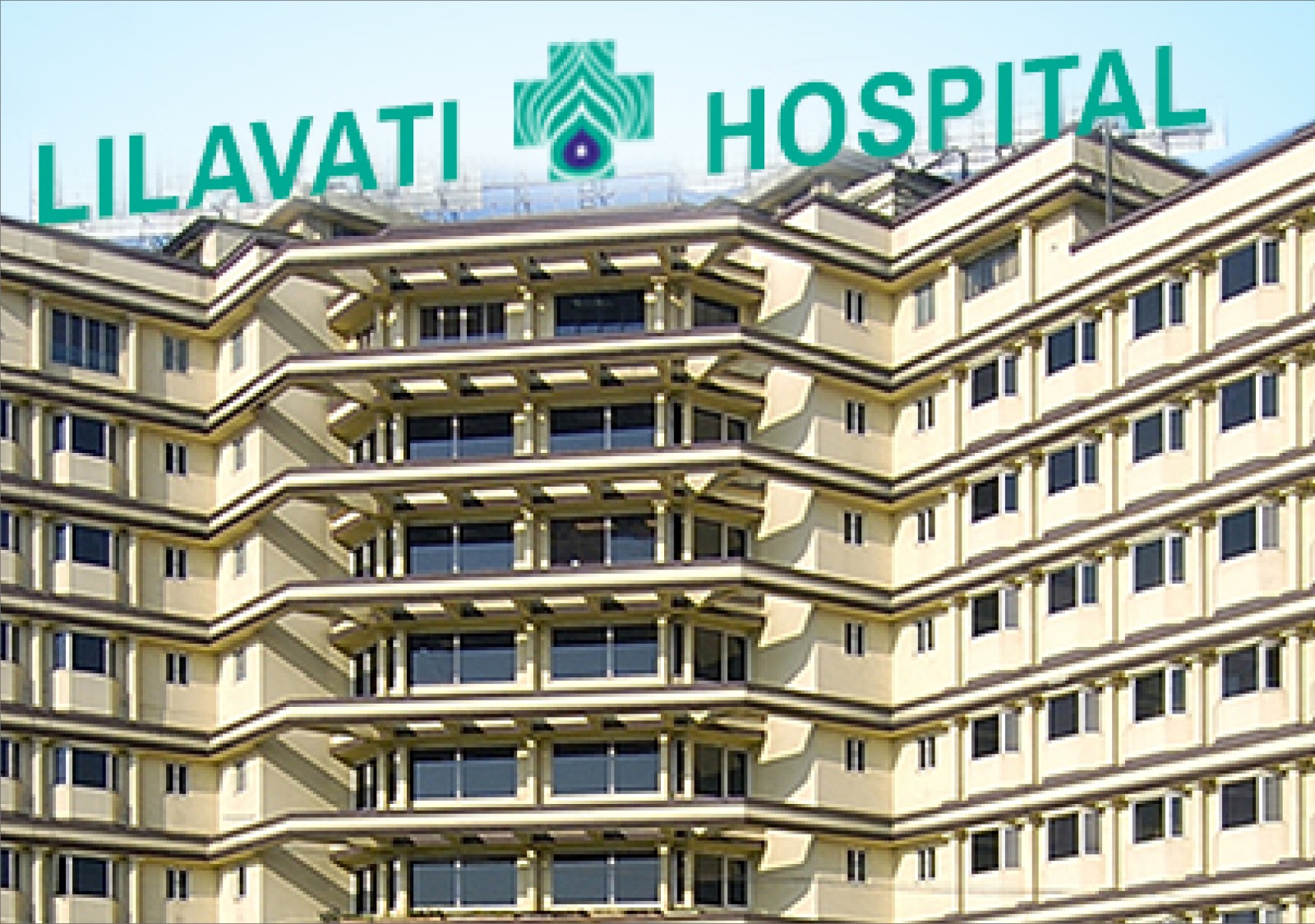 Lilavati Hospital - Show from Running Bus